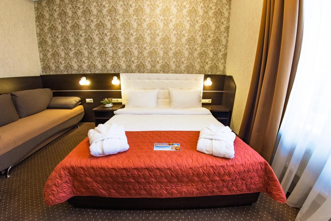 Kiev 365 Park Hotel Sofiivska Borshchahivka Luaran gambar